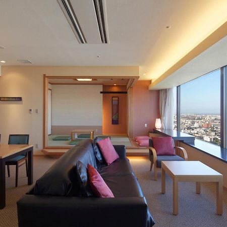 Kanazawa Tokyu Hotel Εξωτερικό φωτογραφία A suite at the hotel