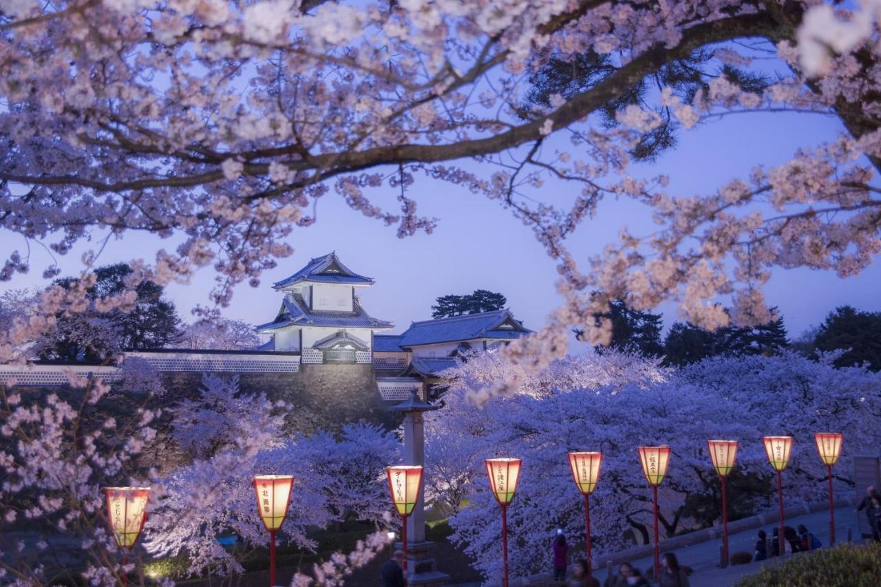 Kanazawa Tokyu Hotel Εξωτερικό φωτογραφία Himeji Castle