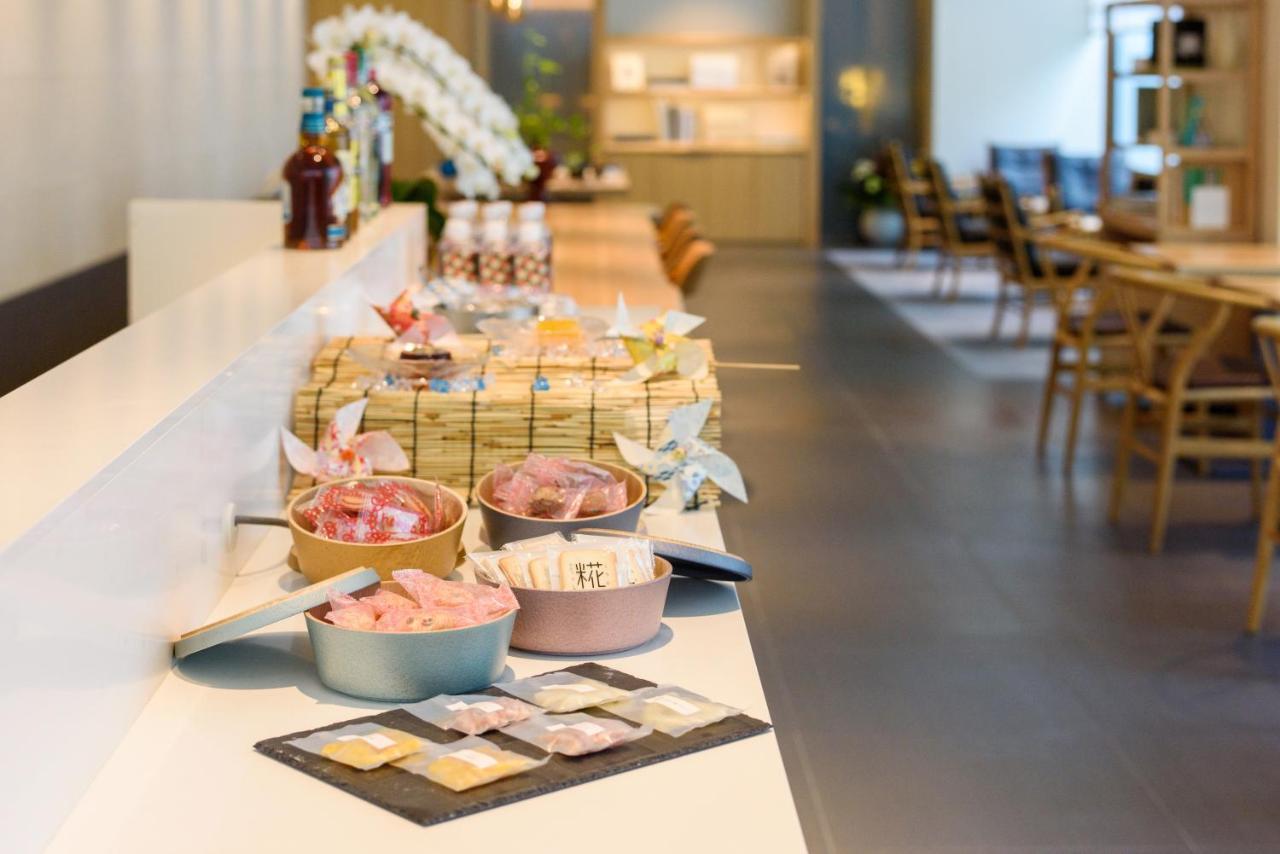 Kanazawa Tokyu Hotel Εξωτερικό φωτογραφία A buffet at a restaurant